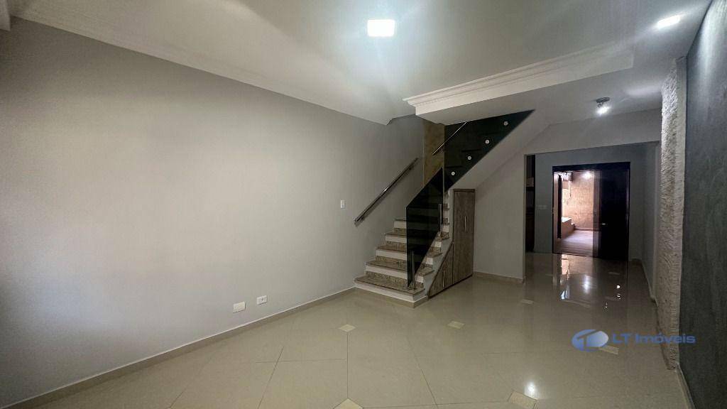 Sobrado à venda com 2 quartos, 76m² - Foto 2