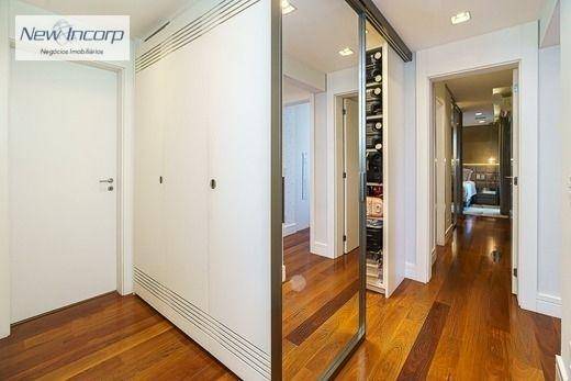 Apartamento à venda com 3 quartos, 165m² - Foto 21