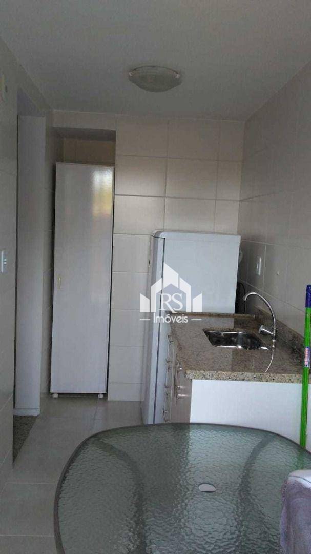 Apartamento à venda com 2 quartos, 110m² - Foto 3