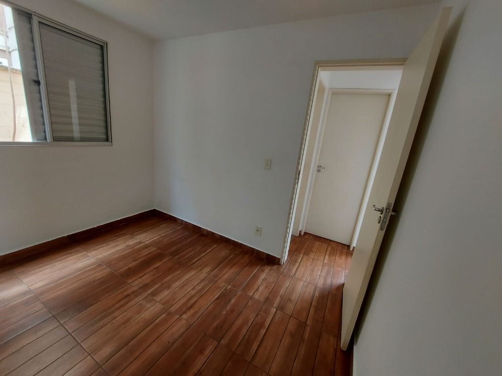 Apartamento para alugar com 2 quartos, 45m² - Foto 9