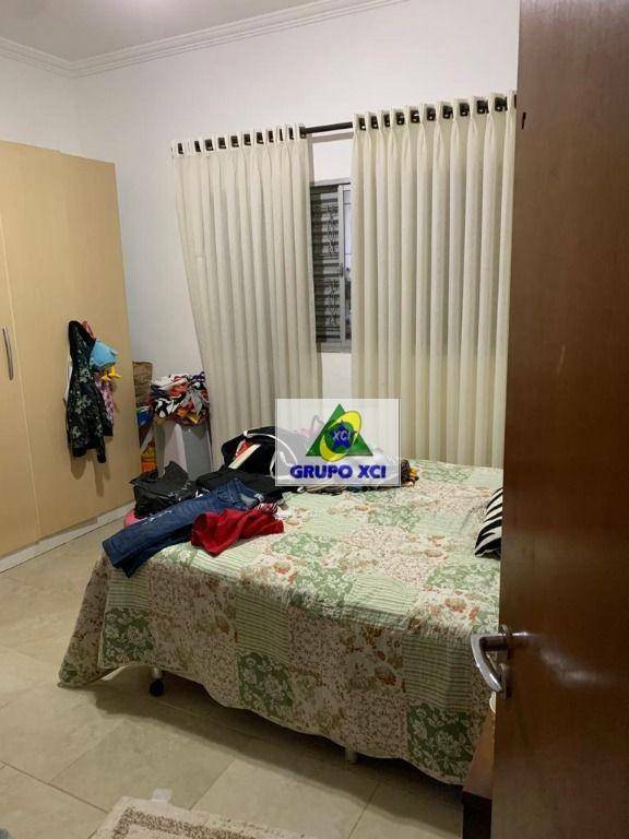 Sobrado à venda com 3 quartos, 500m² - Foto 2