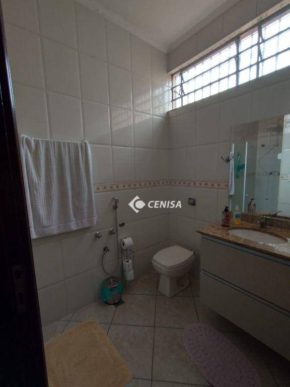 Casa à venda com 3 quartos, 198m² - Foto 17