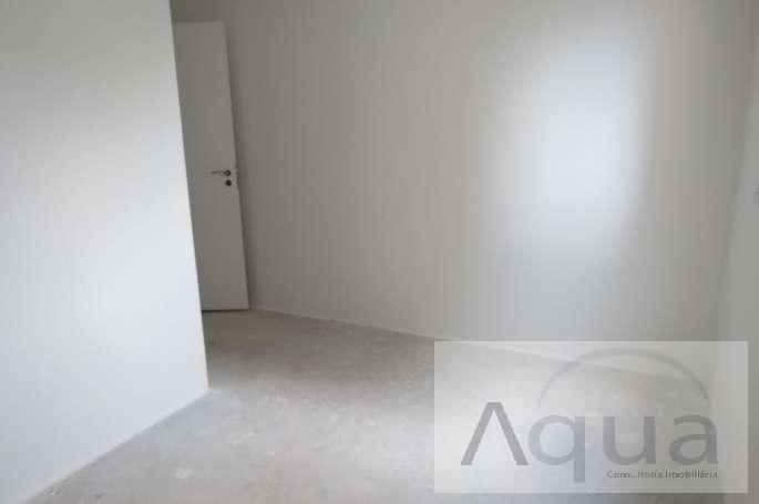 Apartamento à venda com 2 quartos, 67m² - Foto 9