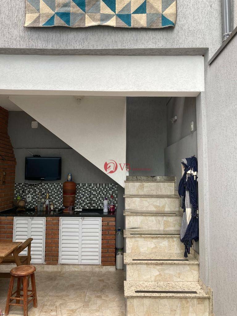 Sobrado à venda com 4 quartos, 179m² - Foto 2