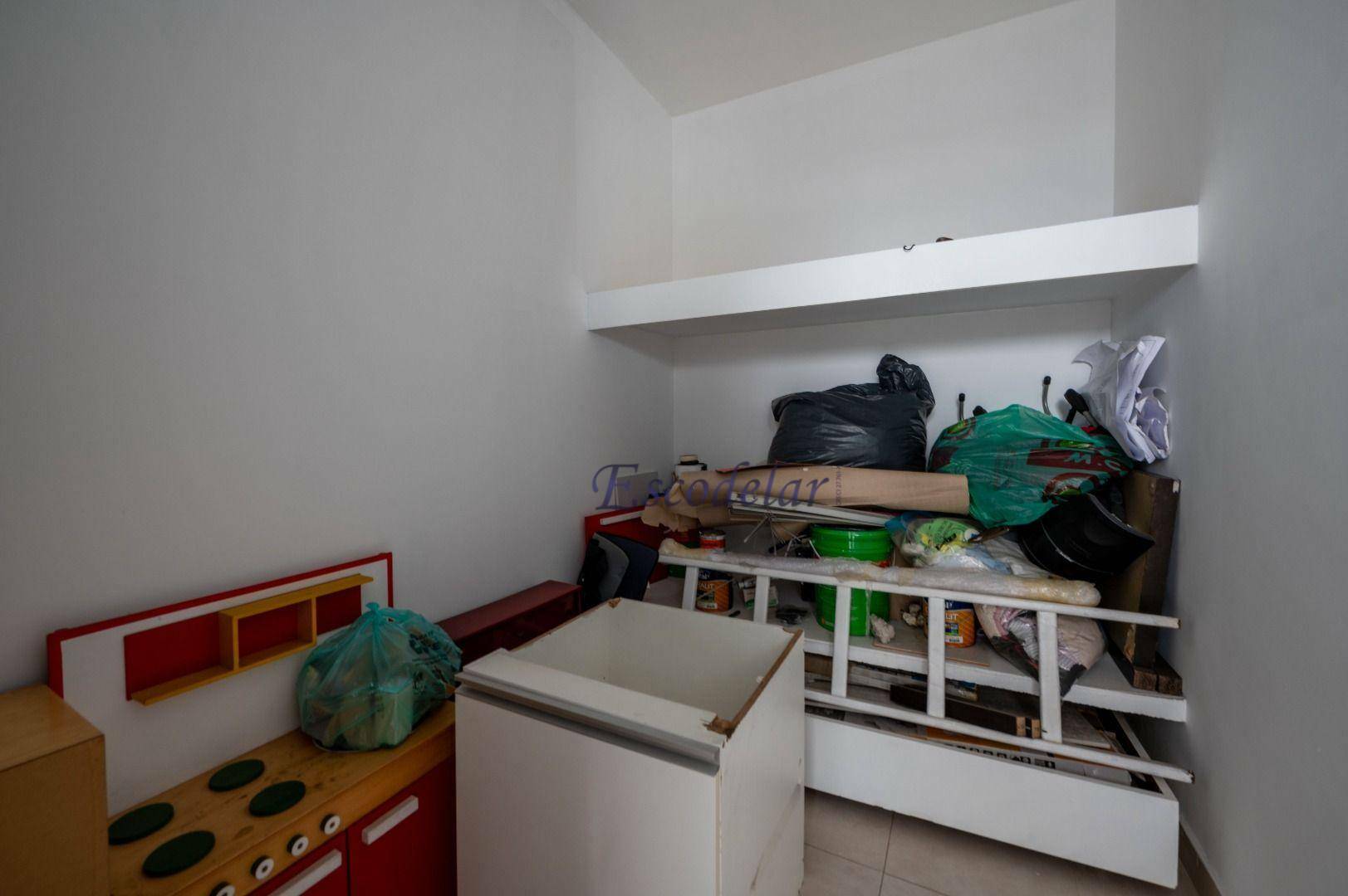 Apartamento à venda com 3 quartos, 240m² - Foto 29