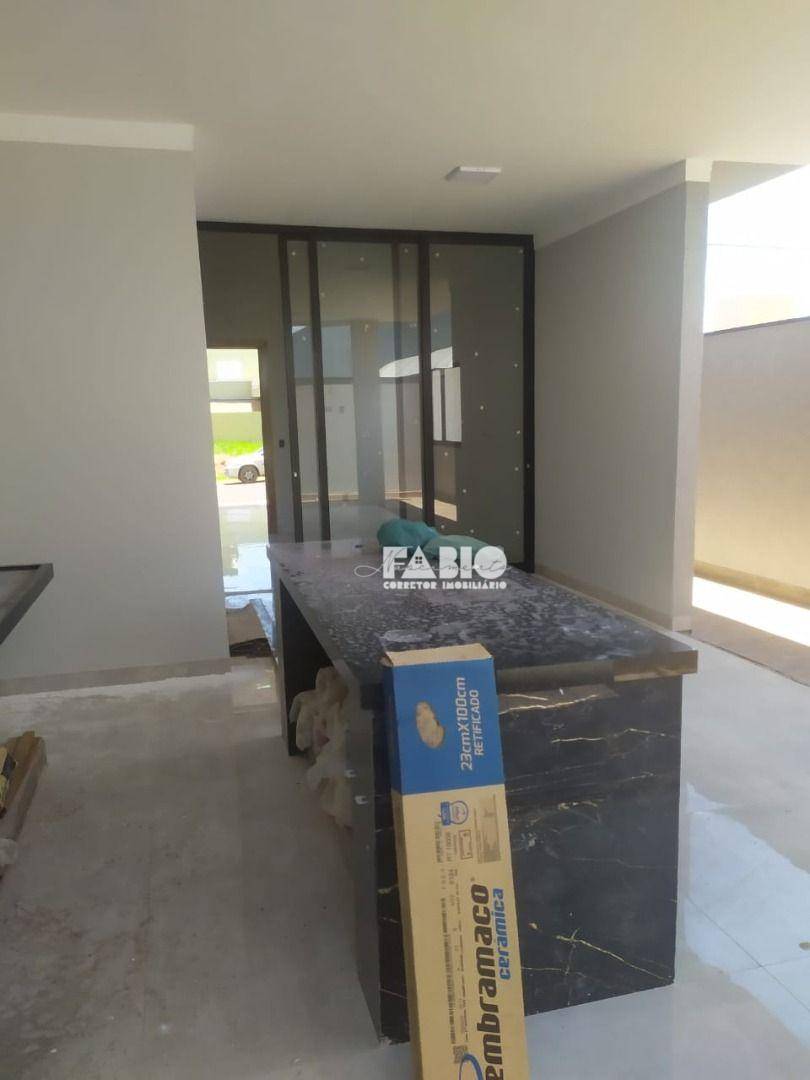 Casa à venda com 3 quartos, 120m² - Foto 17