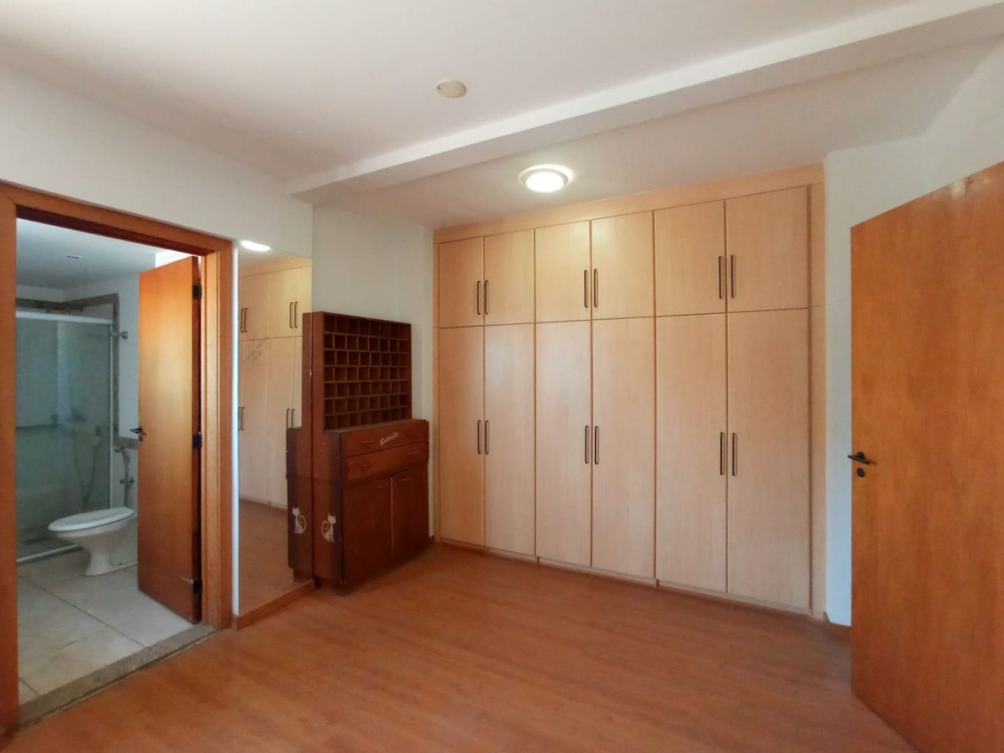 Apartamento para alugar com 3 quartos, 140m² - Foto 13