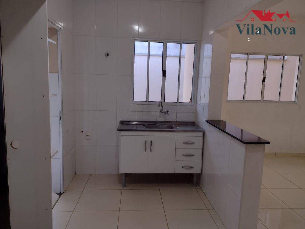 Casa à venda com 3 quartos, 120m² - Foto 4