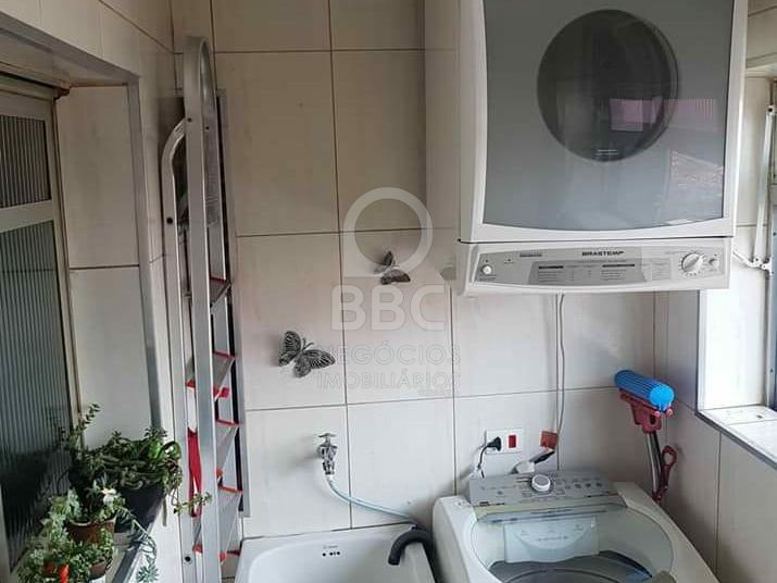 Apartamento à venda com 2 quartos, 64m² - Foto 10