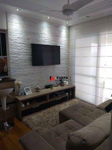 Apartamento à venda com 2 quartos, 70m² - Foto 2