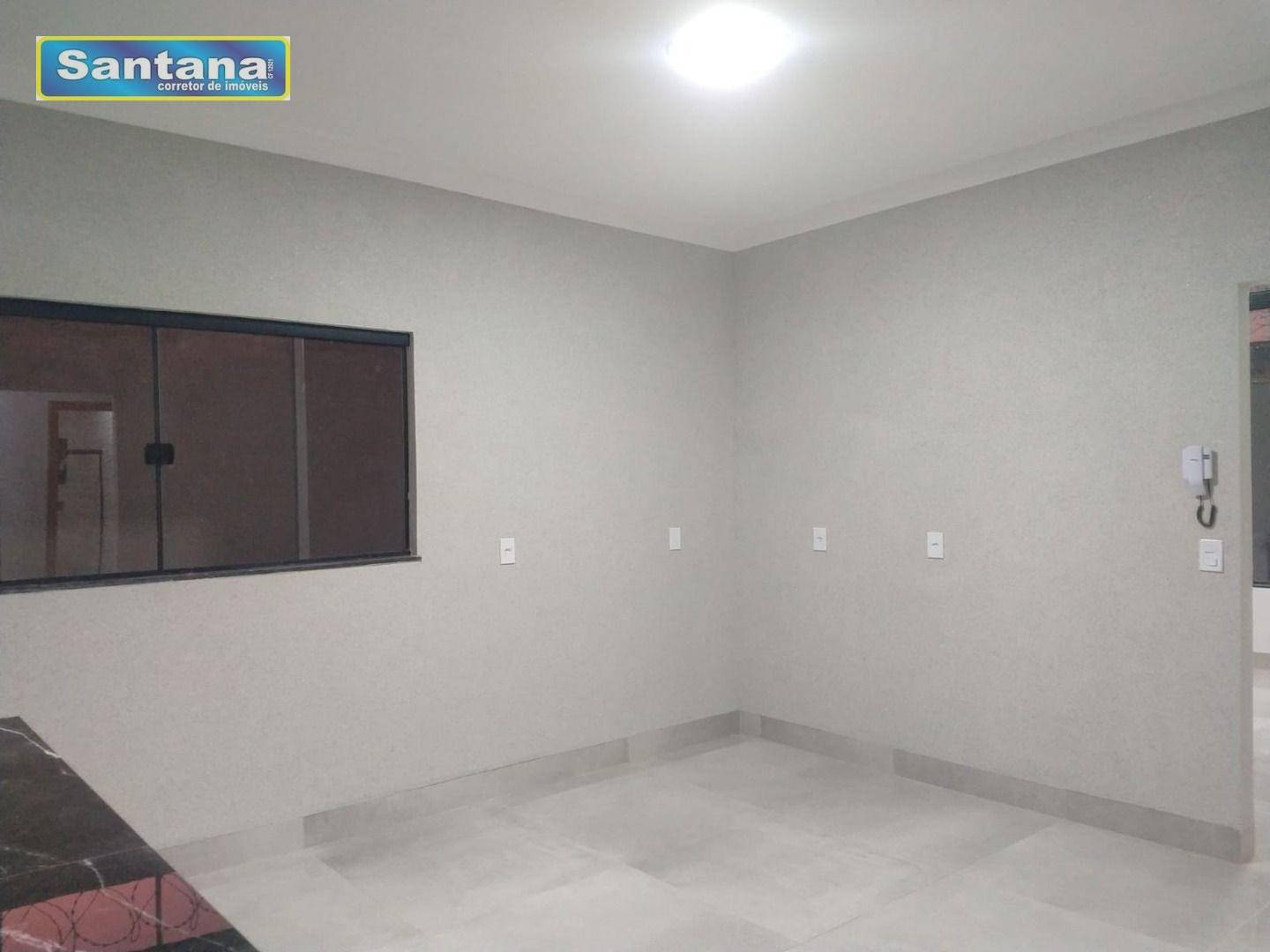 Casa à venda com 3 quartos, 120m² - Foto 2