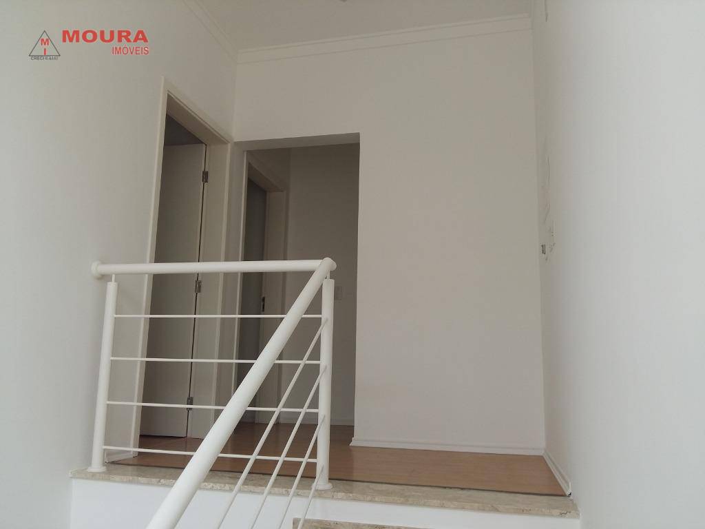 Sobrado à venda com 3 quartos, 250m² - Foto 11