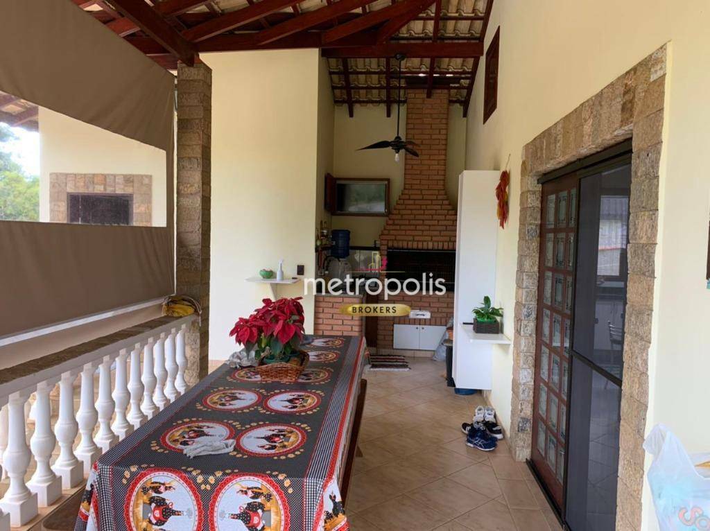 Casa de Condomínio à venda com 3 quartos, 300m² - Foto 4