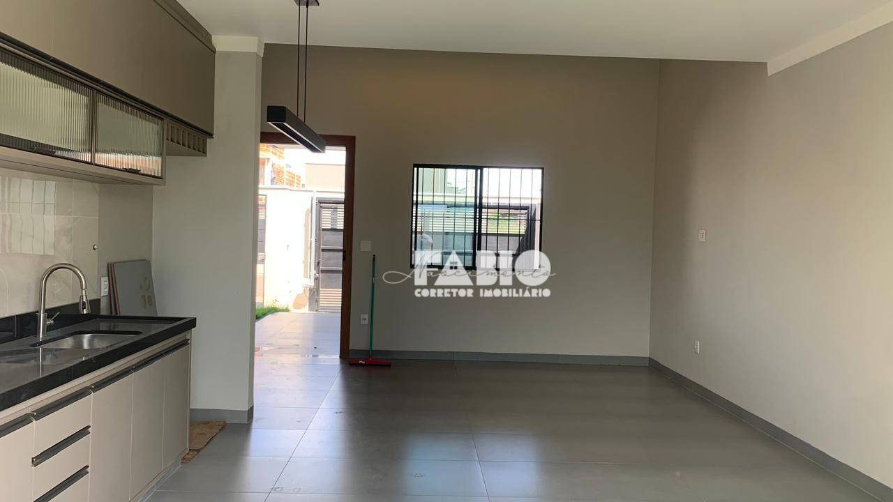 Casa à venda com 3 quartos, 119m² - Foto 6