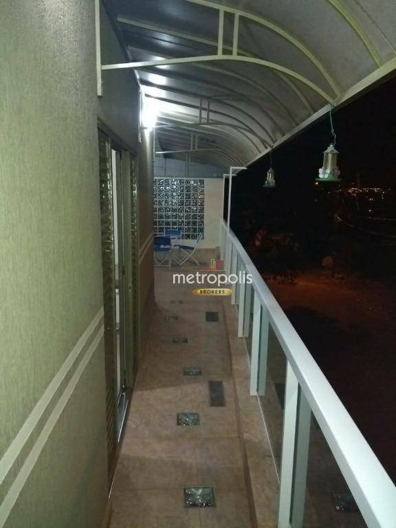 Sobrado à venda com 3 quartos, 300m² - Foto 15