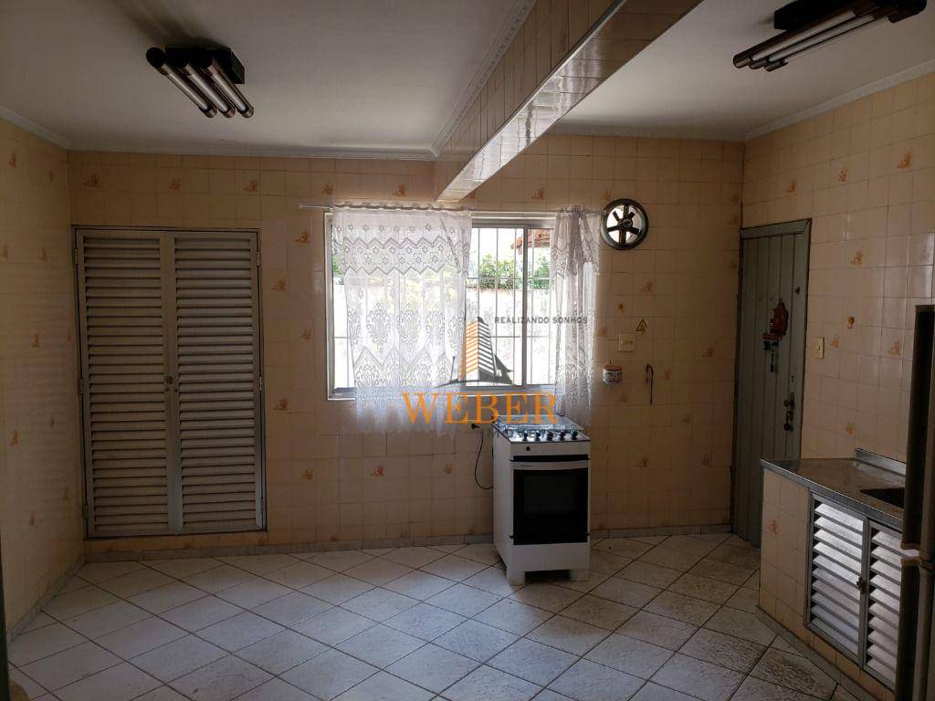 Casa à venda com 4 quartos, 140m² - Foto 16