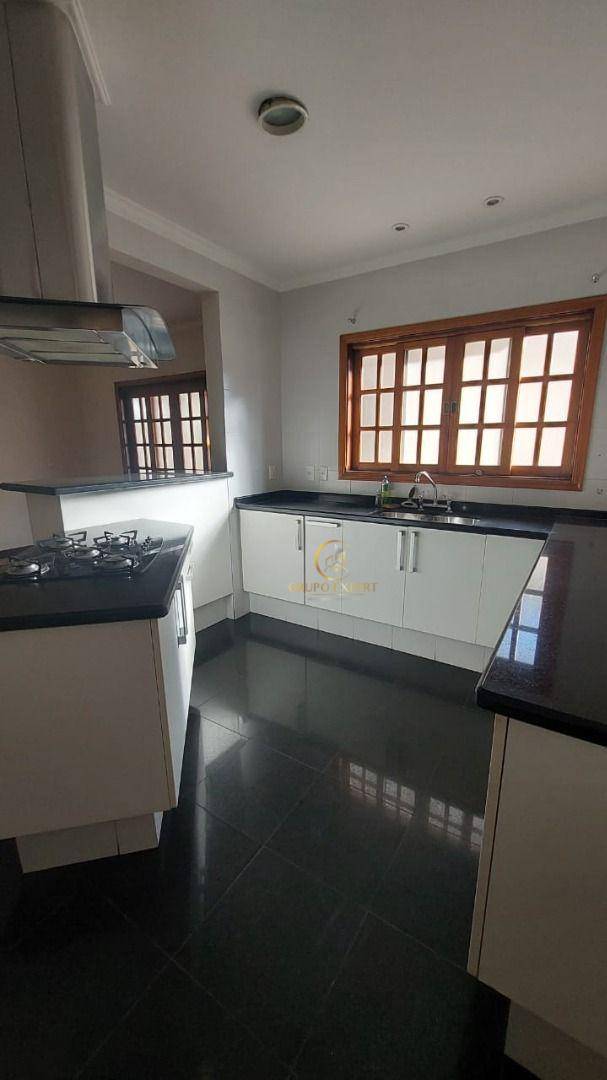 Sobrado à venda com 3 quartos, 251m² - Foto 9