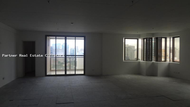 Prédio Inteiro para alugar, 102m² - Foto 3