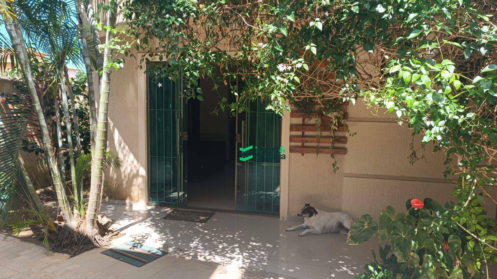 Casa à venda e aluguel com 3 quartos, 113m² - Foto 2