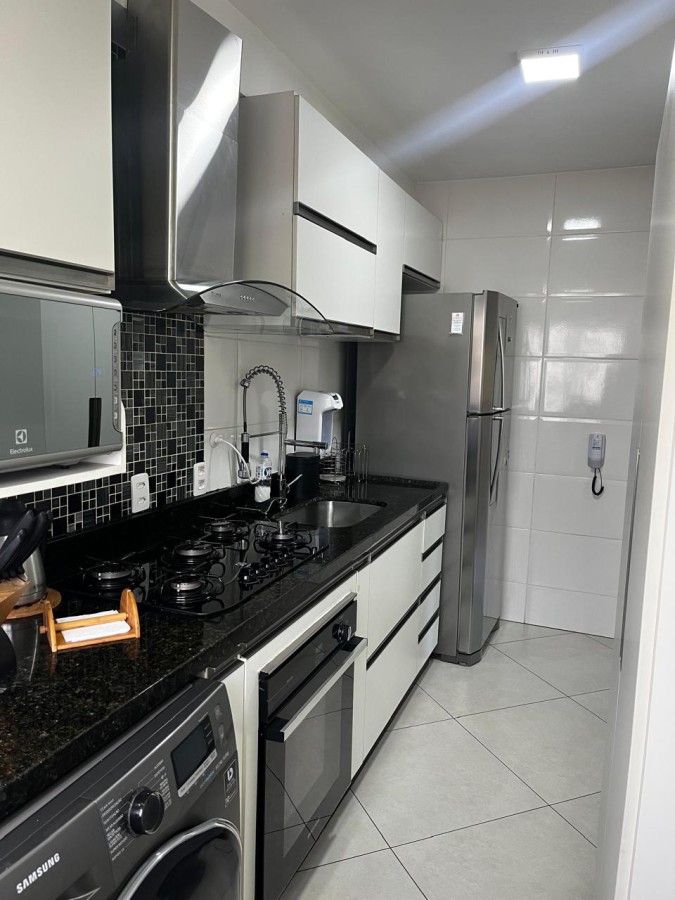 Apartamento à venda com 2 quartos, 60m² - Foto 6