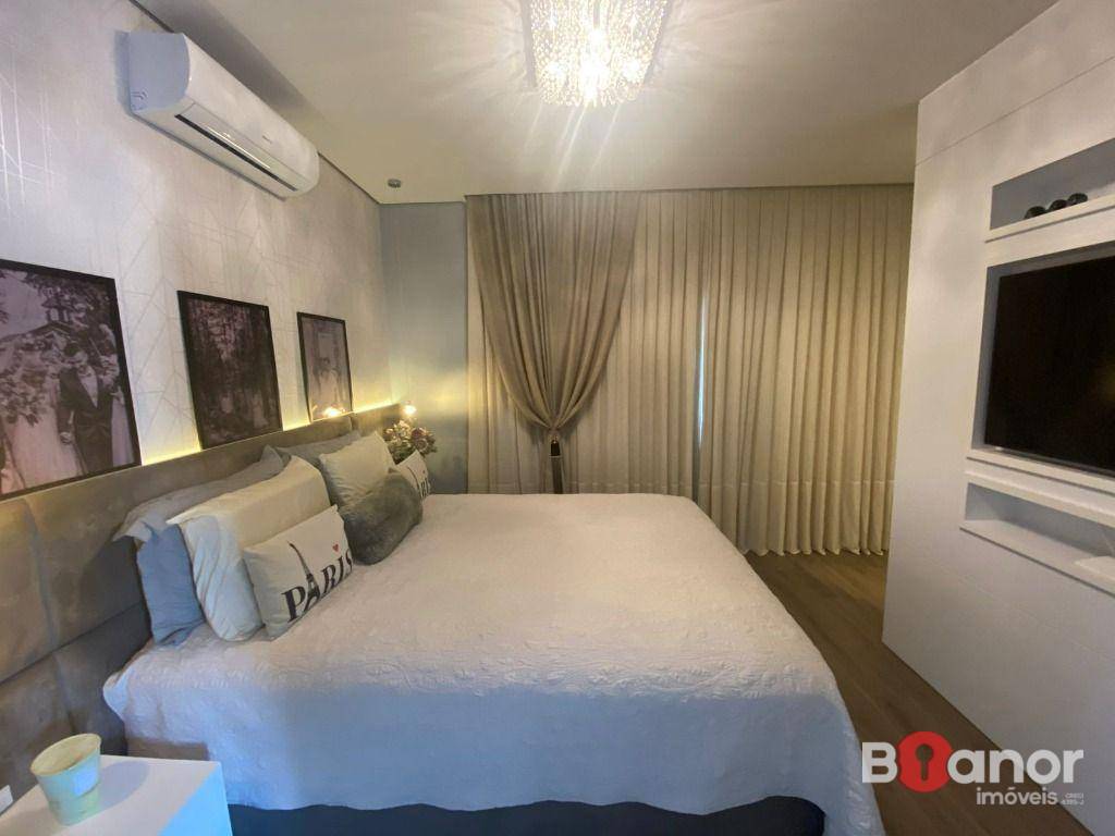 Casa à venda com 3 quartos, 209m² - Foto 8