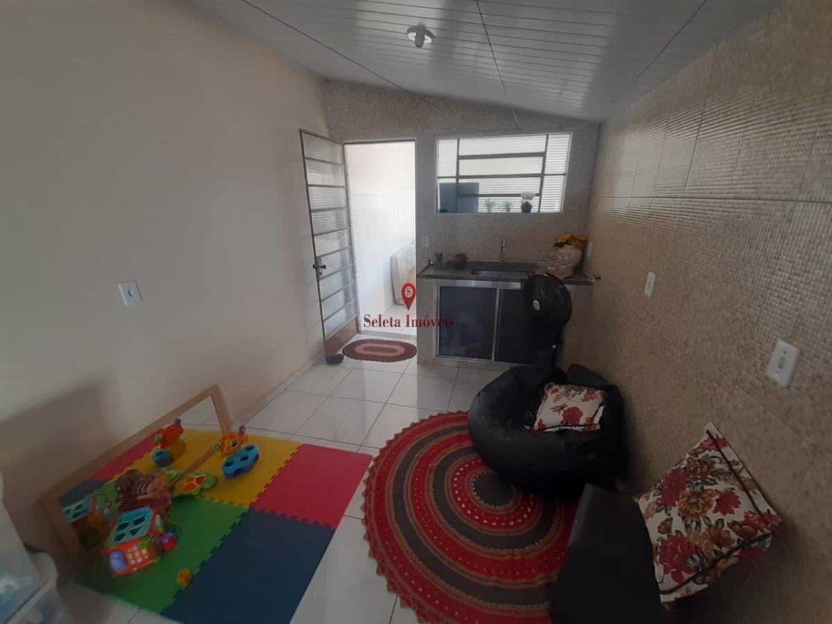 Casa à venda com 5 quartos, 160m² - Foto 16