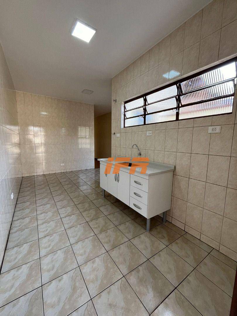 Casa à venda com 2 quartos, 100m² - Foto 12