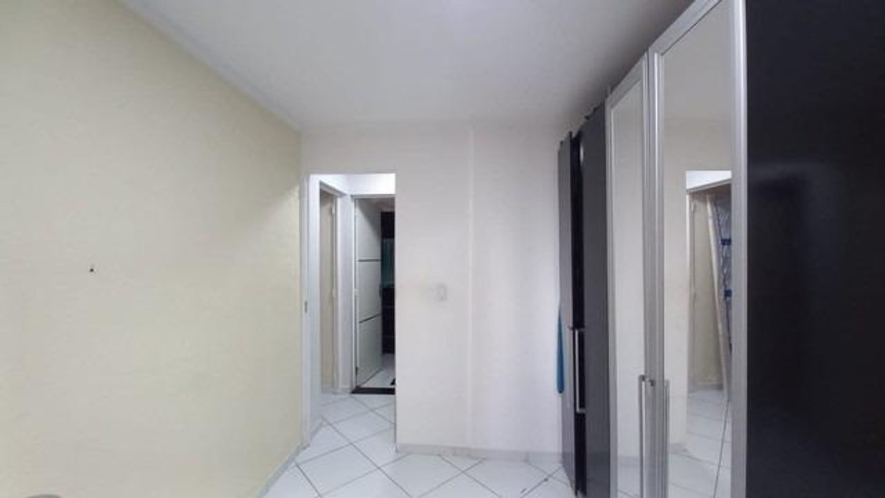 Apartamento à venda com 2 quartos, 57m² - Foto 2