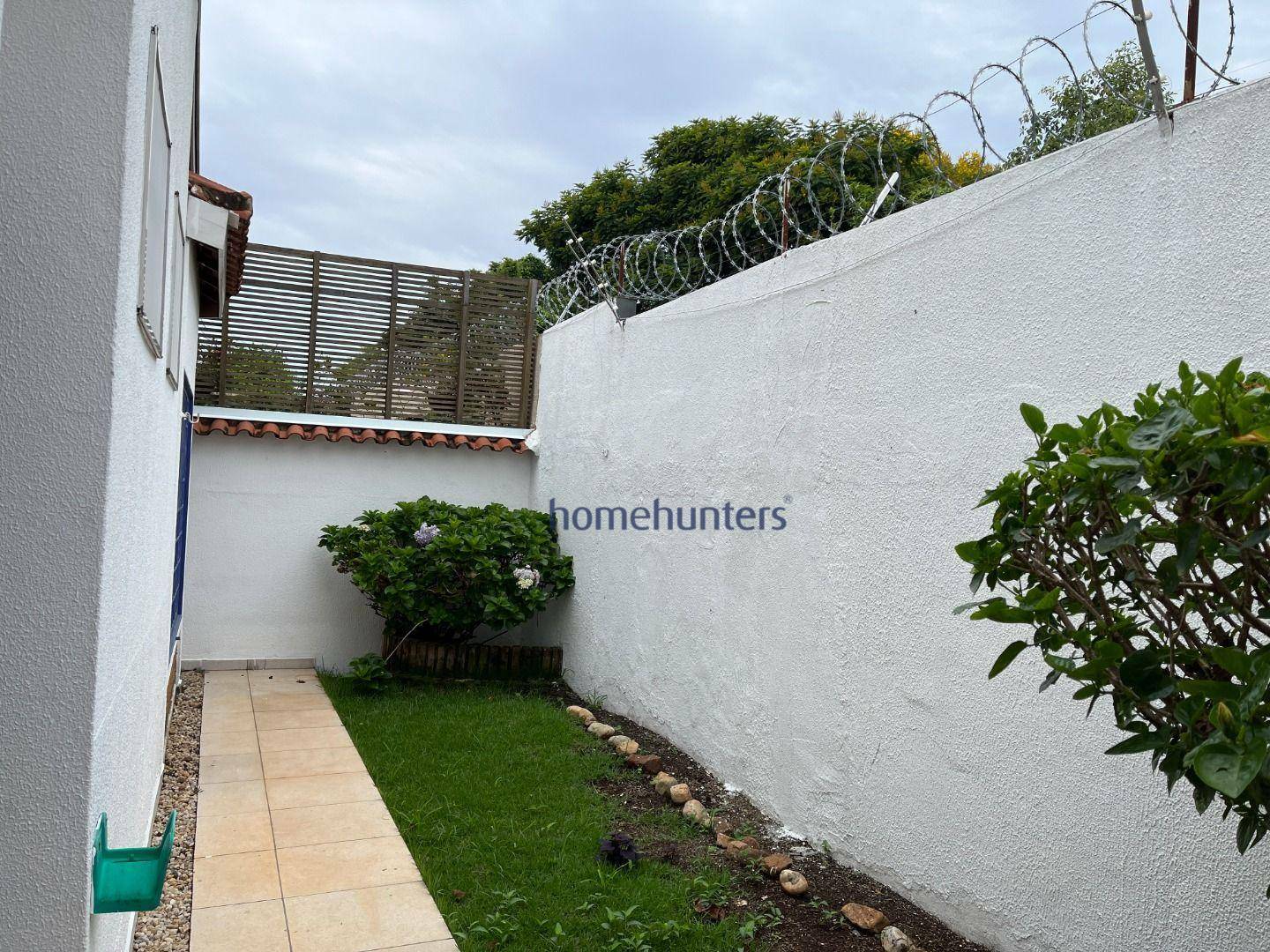 Casa de Condomínio à venda com 3 quartos, 196m² - Foto 8