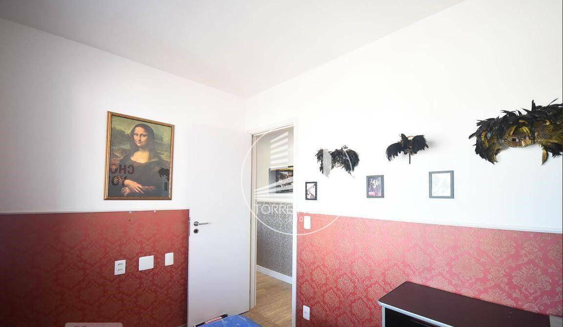 Apartamento à venda com 3 quartos, 81m² - Foto 17