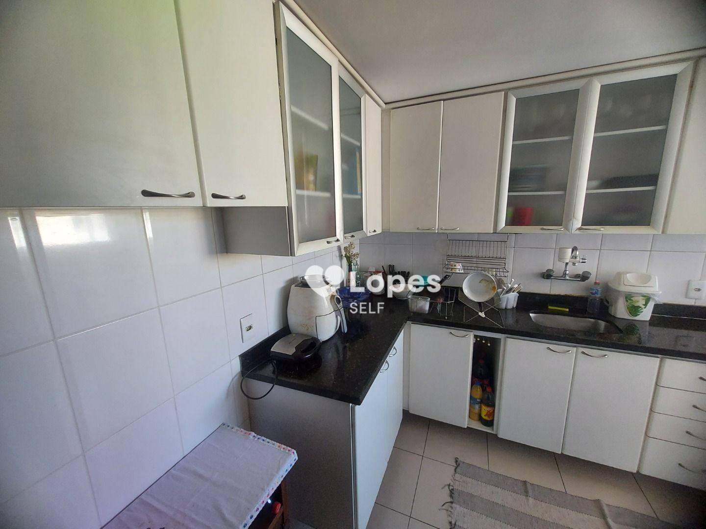 Apartamento à venda com 4 quartos, 150m² - Foto 9