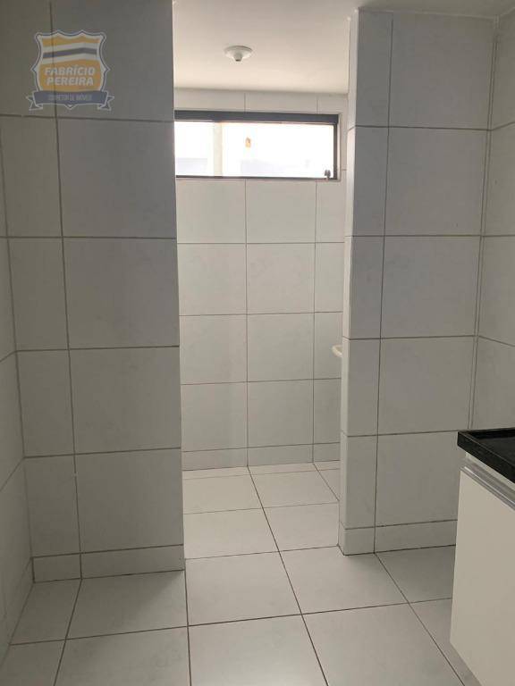 Apartamento à venda com 2 quartos, 76m² - Foto 9