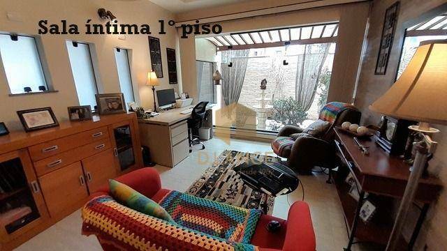 Casa de Condomínio à venda com 4 quartos, 325m² - Foto 5