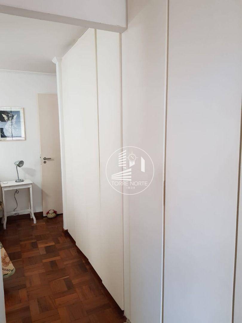 Apartamento à venda com 3 quartos, 136m² - Foto 11