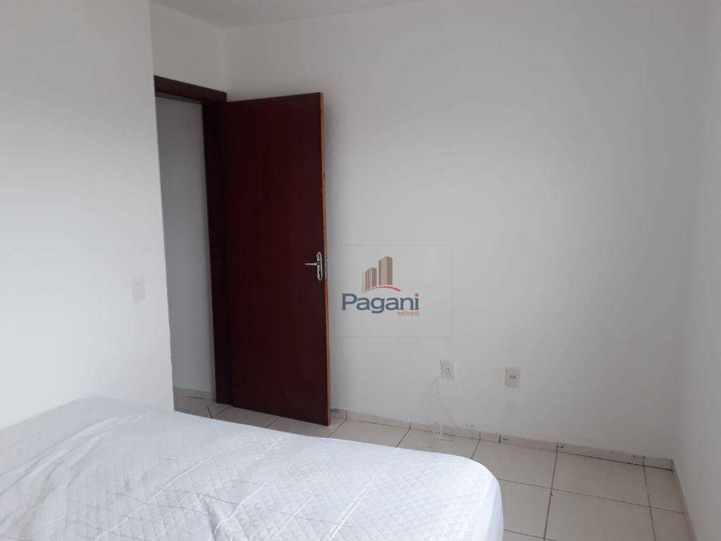 Apartamento à venda com 2 quartos, 65m² - Foto 3