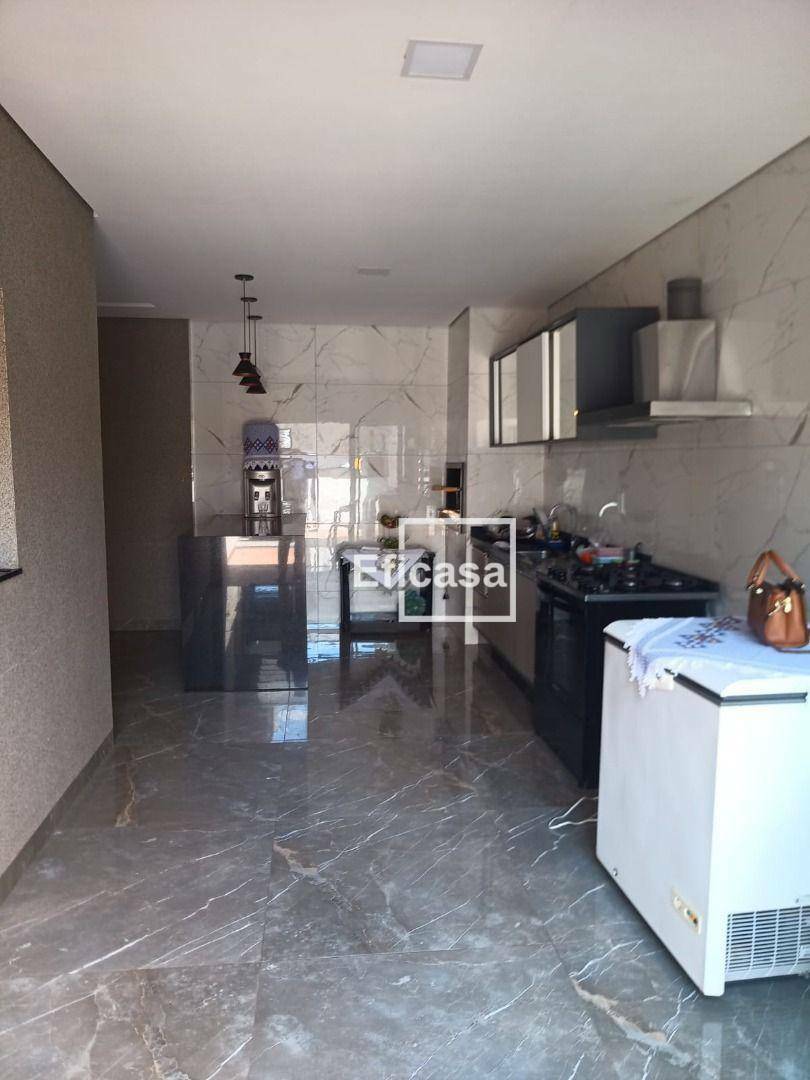 Casa à venda com 3 quartos, 160m² - Foto 17