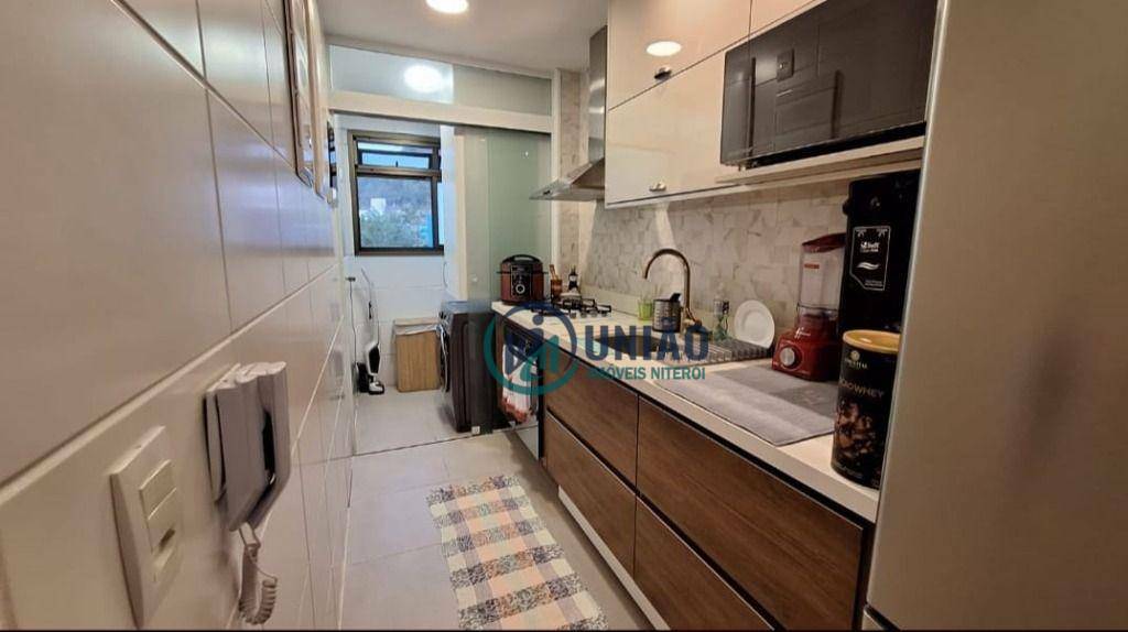 Apartamento à venda com 2 quartos, 83m² - Foto 10