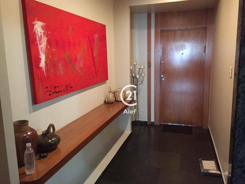 Apartamento à venda com 3 quartos, 174m² - Foto 13