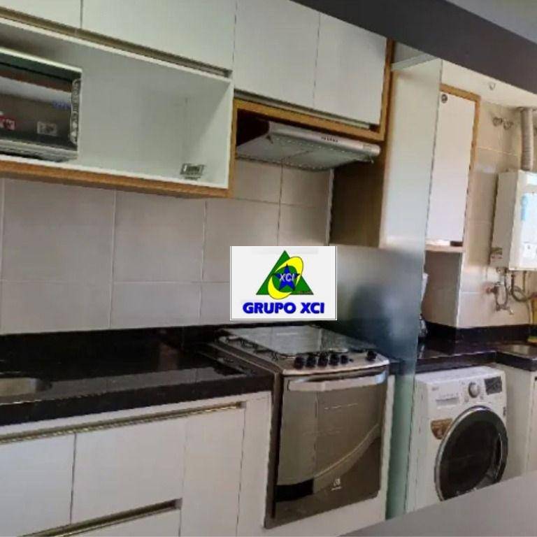 Apartamento à venda com 2 quartos, 60m² - Foto 15