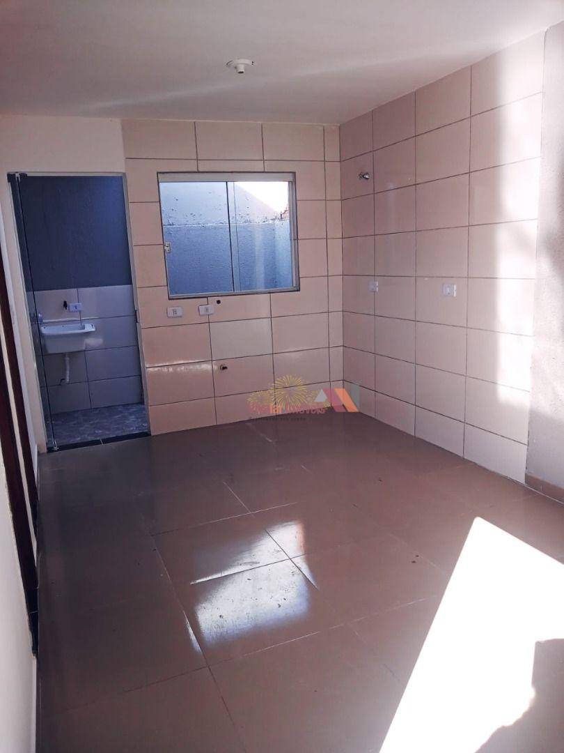 Casa à venda com 2 quartos, 40m² - Foto 5