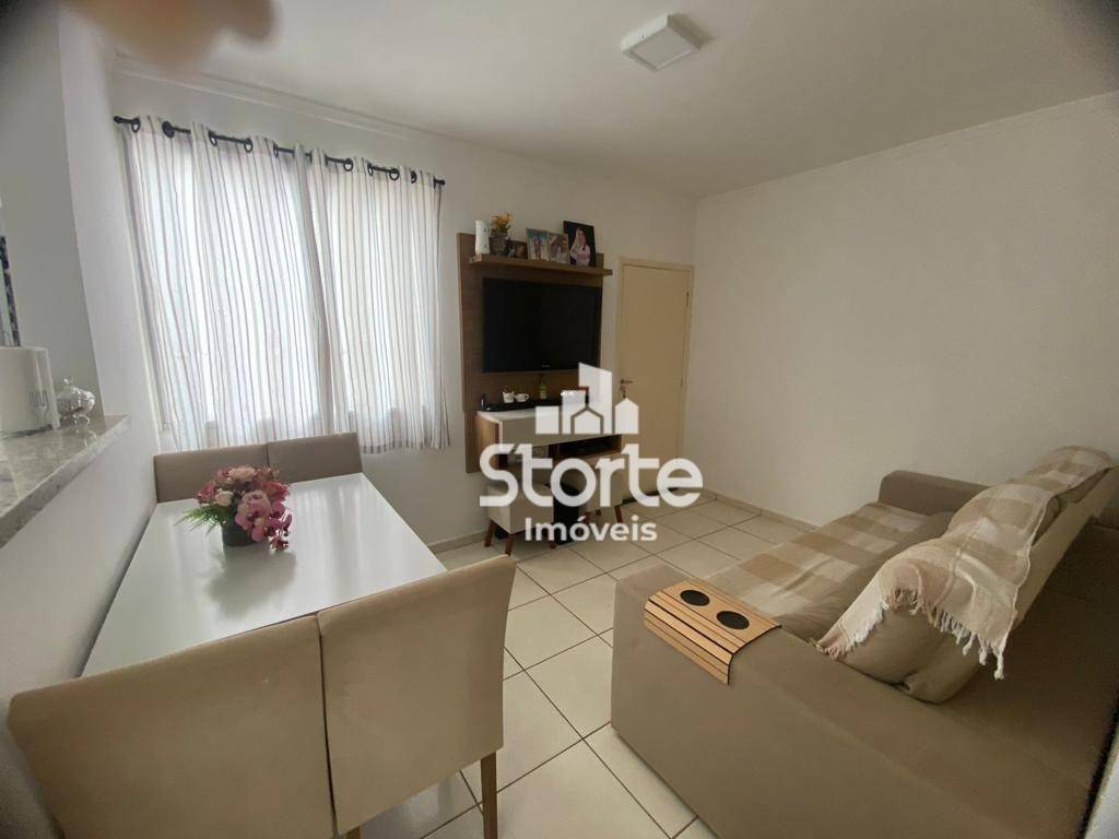 Apartamento à venda com 2 quartos, 44m² - Foto 1