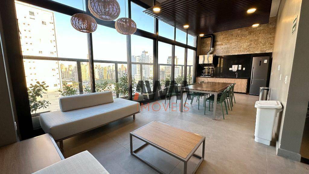 Apartamento para alugar com 2 quartos, 69m² - Foto 25