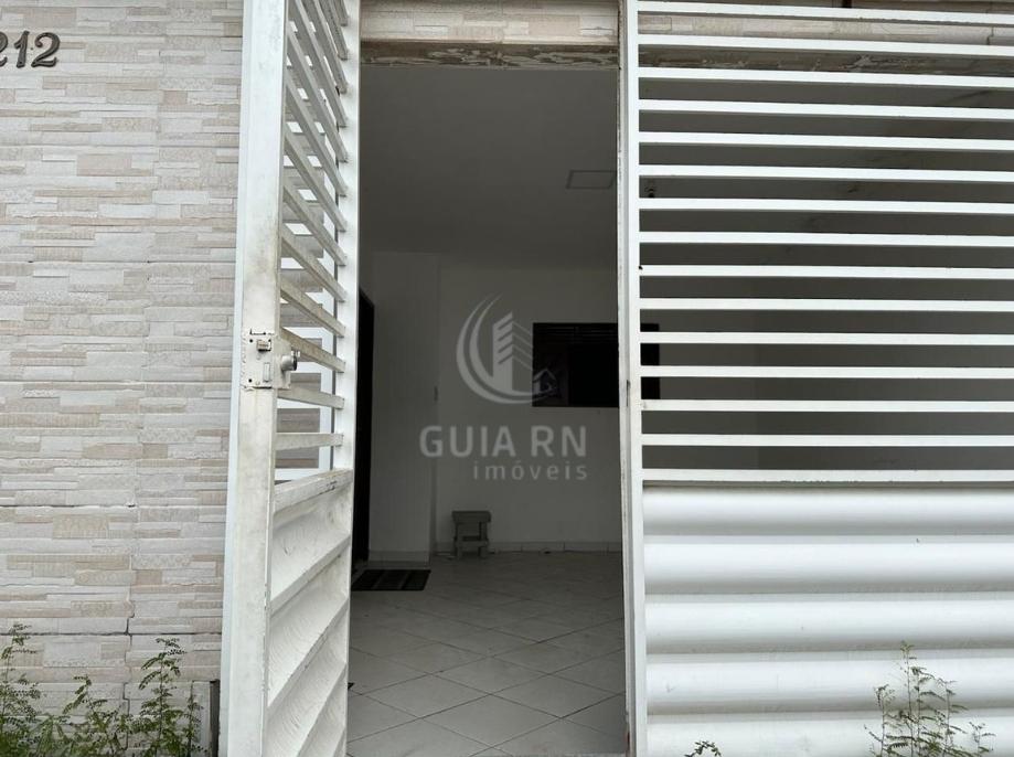 Casa à venda com 4 quartos - Foto 1