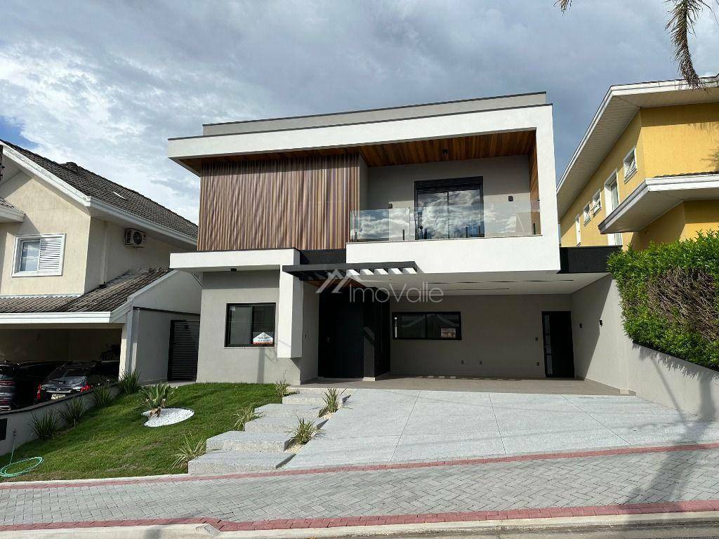 Casa de Condomínio à venda com 4 quartos, 349m² - Foto 3