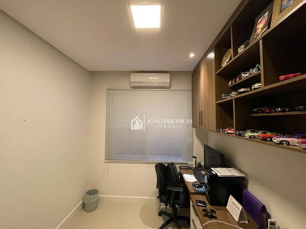 Sobrado à venda com 4 quartos, 320m² - Foto 16