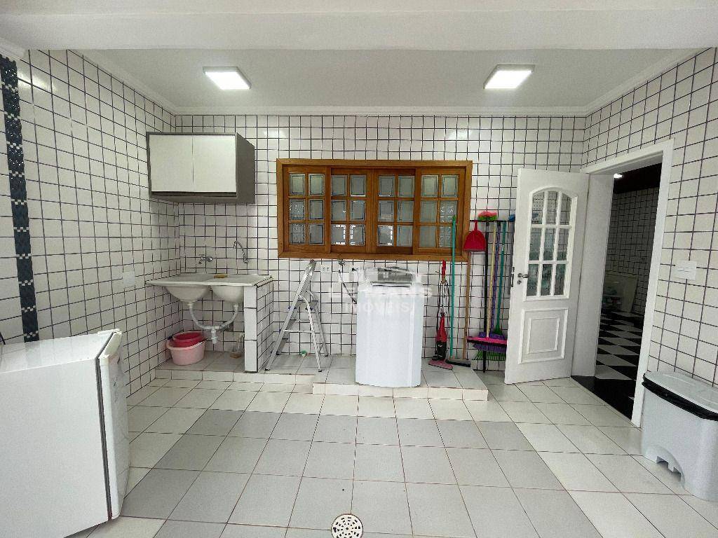 Casa de Condomínio à venda e aluguel com 3 quartos, 179m² - Foto 21