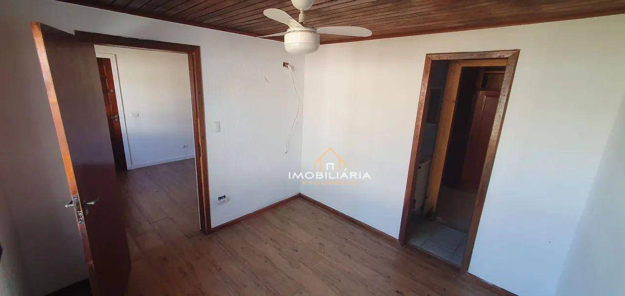 Casa à venda com 2 quartos, 200m² - Foto 7