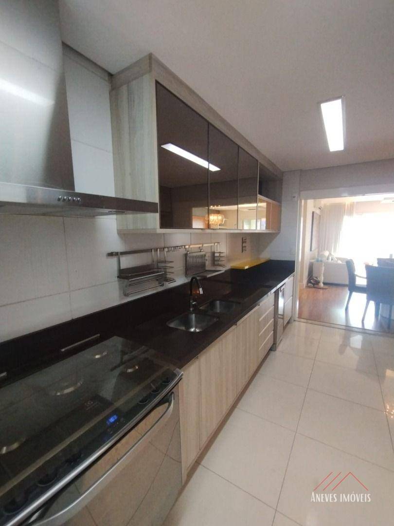 Apartamento à venda com 3 quartos, 145m² - Foto 10