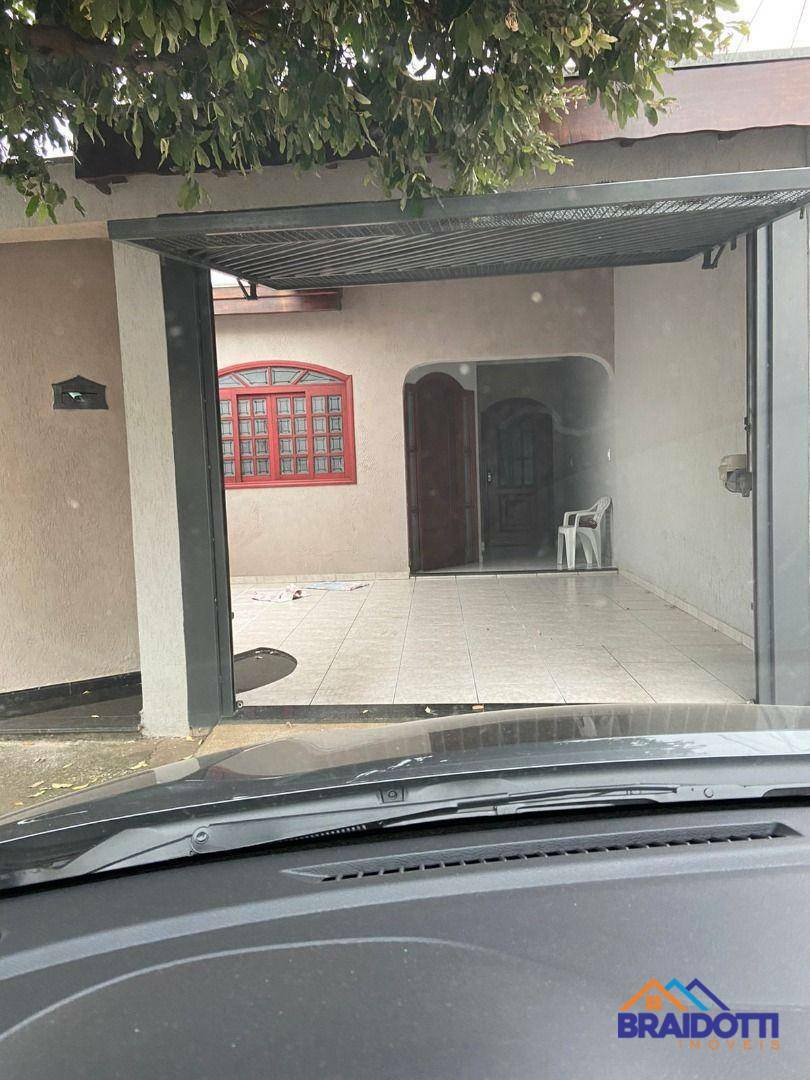 Casa à venda com 2 quartos, 100m² - Foto 4