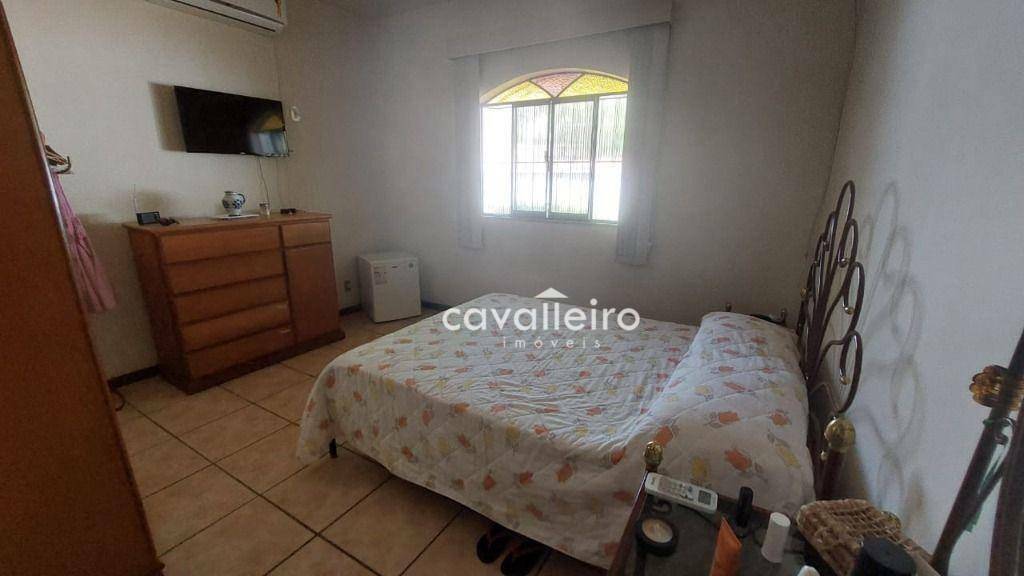 Casa à venda com 4 quartos, 200m² - Foto 22